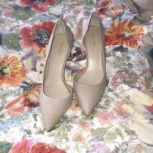 Calvin Kline Pumps